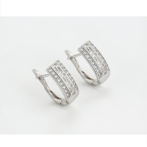 Elegants komplekts -auskari un gredzens ar baltiem cirkoniem un rodija pārklājumu, 